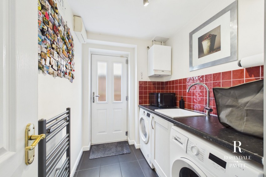 Images for Burns Close, Carshalton On The Hill, SM5 EAID:434814747 BID:aff39acb-7ffa-433a-9c3e-047d5e64e2ac