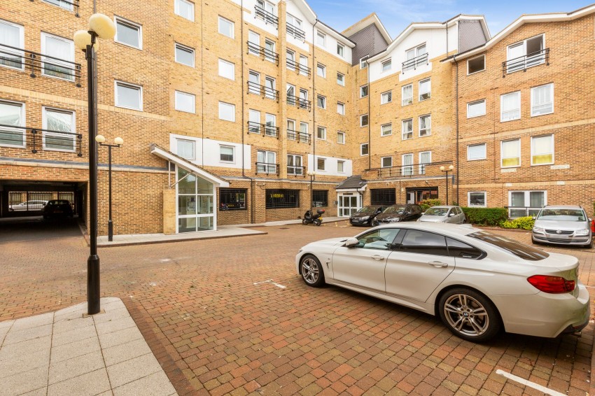 Images for Melbourne Road, Salisbury House, SM6 EAID:434814747 BID:aff39acb-7ffa-433a-9c3e-047d5e64e2ac