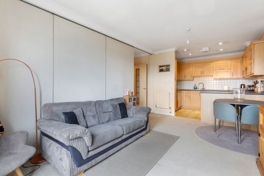 Images for Melbourne Road, Salisbury House, SM6 EAID:434814747 BID:aff39acb-7ffa-433a-9c3e-047d5e64e2ac