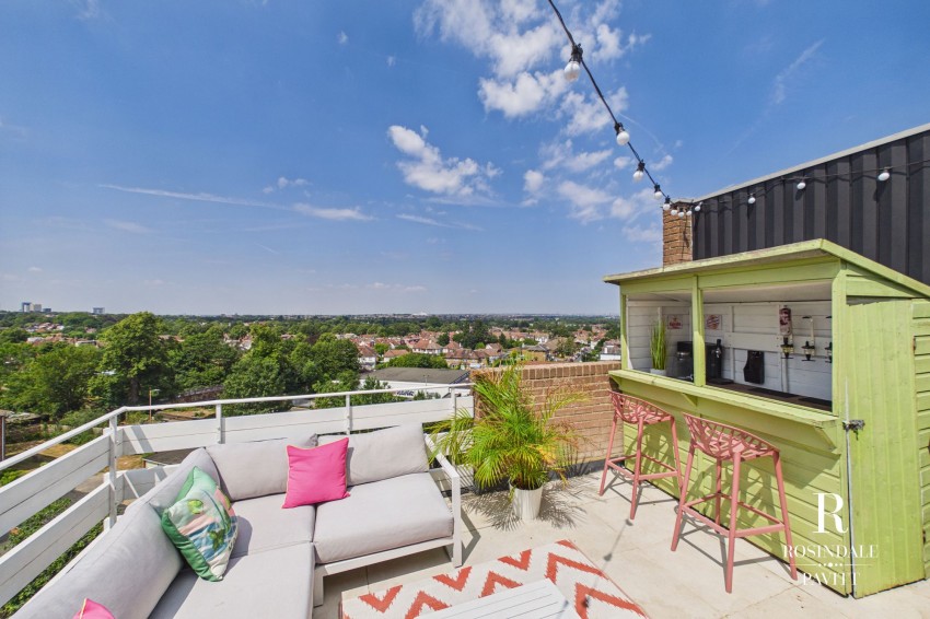 Images for Beddington Gardens, Wallington EAID:434814747 BID:aff39acb-7ffa-433a-9c3e-047d5e64e2ac