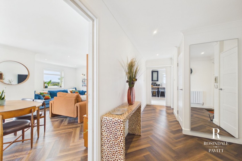 Images for Beddington Gardens, Wallington EAID:434814747 BID:aff39acb-7ffa-433a-9c3e-047d5e64e2ac