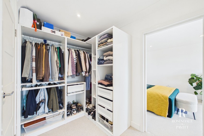 Images for Beddington Gardens, Wallington EAID:434814747 BID:aff39acb-7ffa-433a-9c3e-047d5e64e2ac