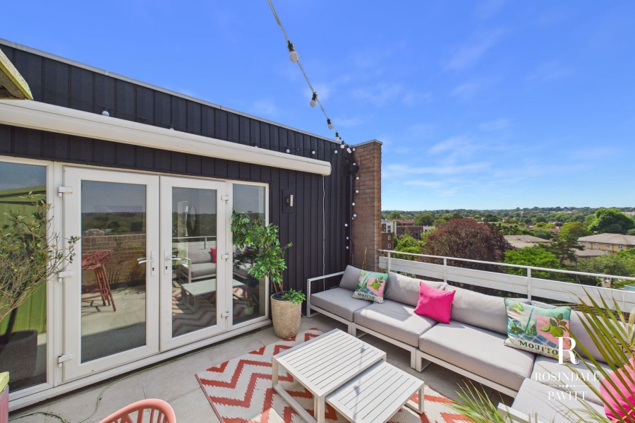 Images for Beddington Gardens, Wallington EAID:434814747 BID:aff39acb-7ffa-433a-9c3e-047d5e64e2ac