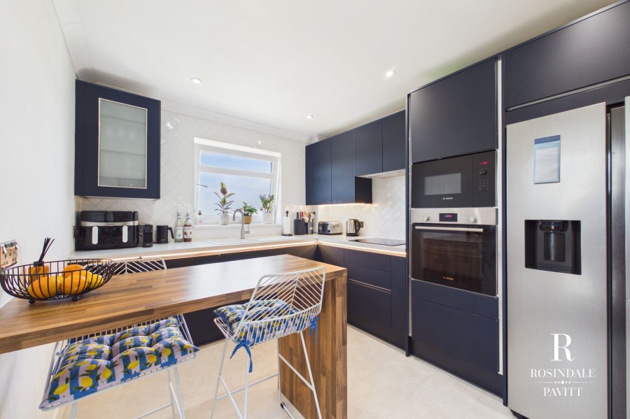 Images for Beddington Gardens, Wallington EAID:434814747 BID:aff39acb-7ffa-433a-9c3e-047d5e64e2ac