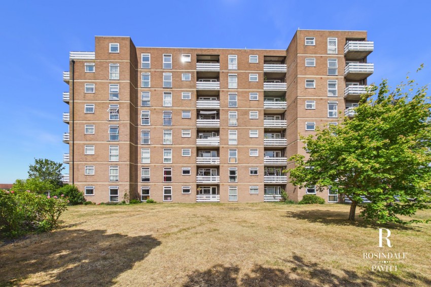 Images for Beddington Gardens, Wallington EAID:434814747 BID:aff39acb-7ffa-433a-9c3e-047d5e64e2ac