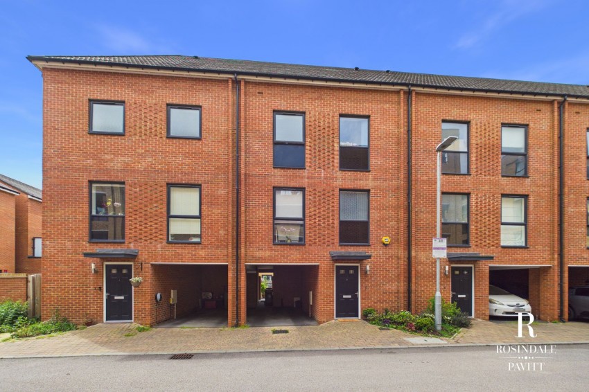 Images for Thimble Crescent, Wallington, SM6 EAID:434814747 BID:aff39acb-7ffa-433a-9c3e-047d5e64e2ac