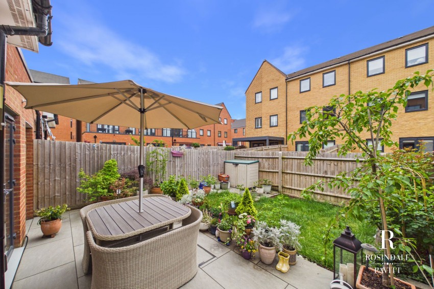 Images for Thimble Crescent, Wallington, SM6 EAID:434814747 BID:aff39acb-7ffa-433a-9c3e-047d5e64e2ac