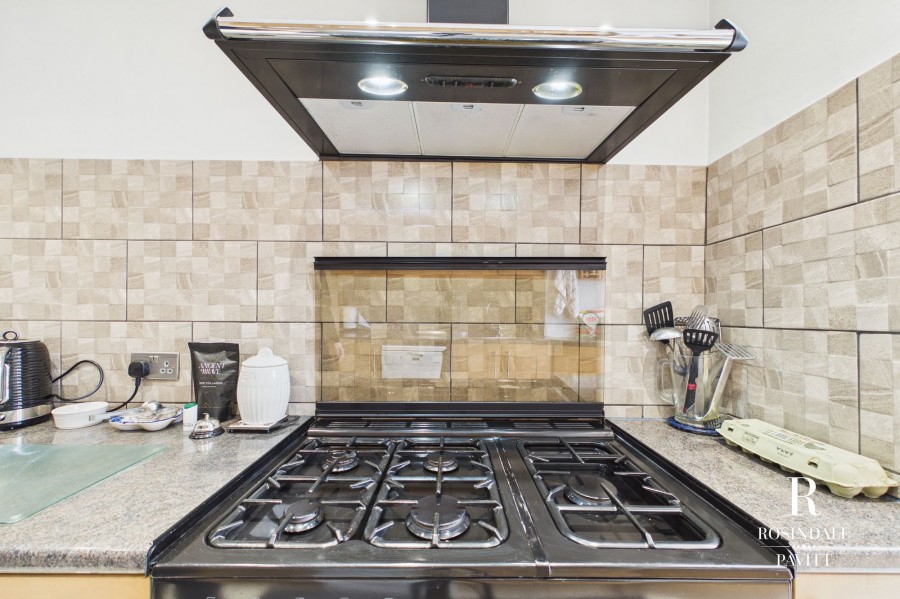 Images for Croydon Road, Beddington, CR0 EAID:434814747 BID:aff39acb-7ffa-433a-9c3e-047d5e64e2ac