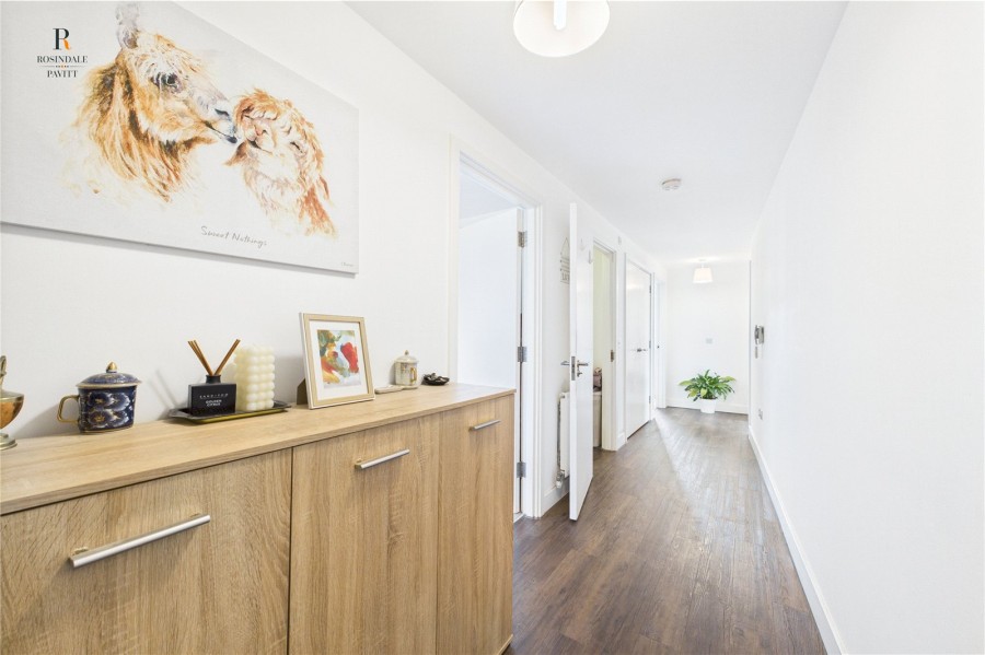 Images for Carshalton EAID:511770098 BID:WLL