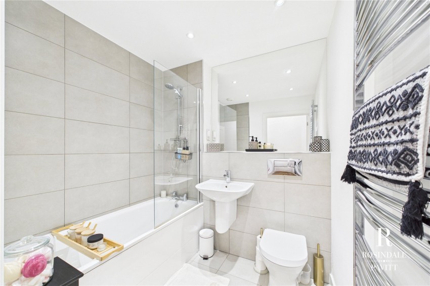 Images for Damson Way, 4 Damson Way, Carshalton On The Hill EAID:511770098 BID:WLL