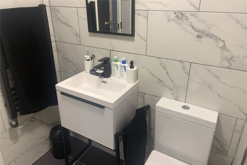 Images for Carshalton EAID:511770098 BID:WLL
