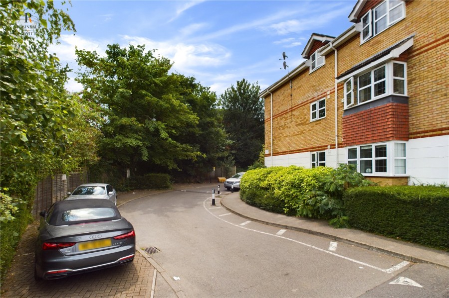Images for Belmont, Sutton EAID:511770098 BID:WLL
