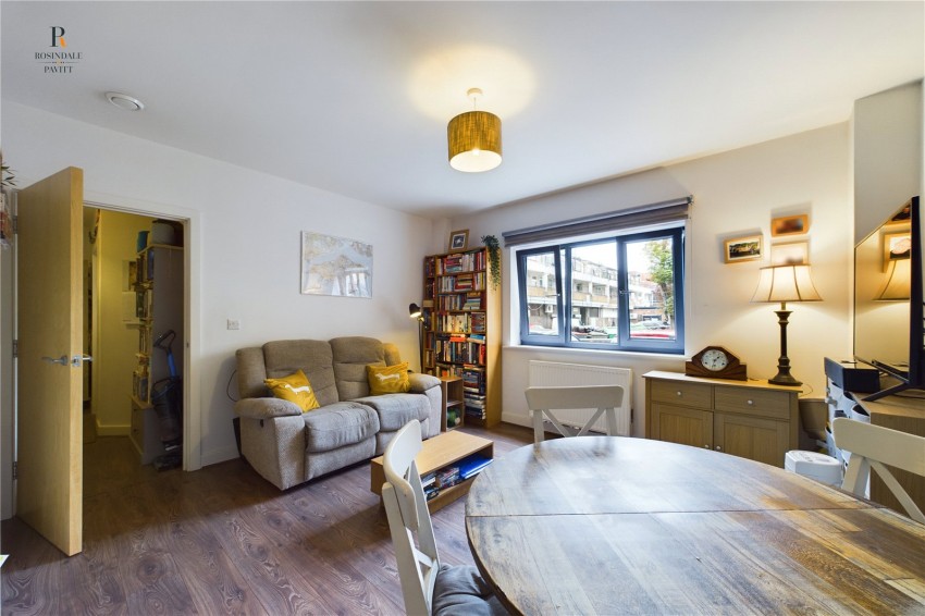 Images for Mitcham EAID:511770098 BID:WLL