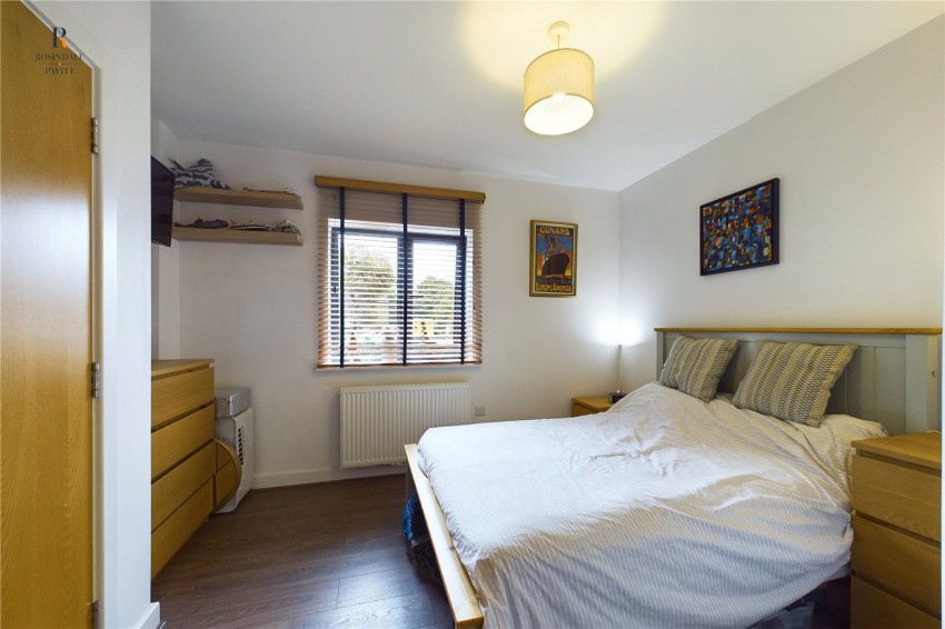 Images for Mitcham EAID:511770098 BID:WLL