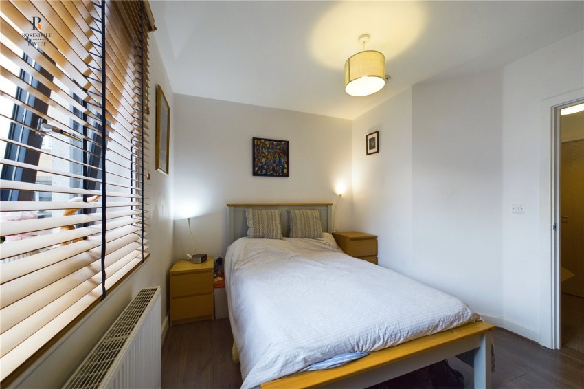 Images for Mitcham EAID:511770098 BID:WLL