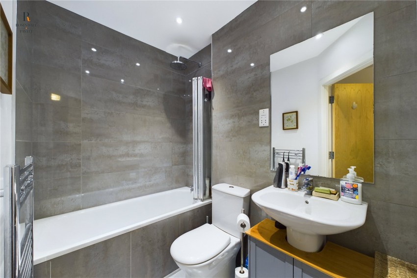 Images for Mitcham EAID:511770098 BID:WLL