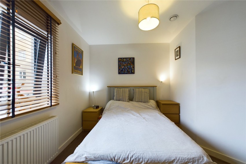 Images for Mitcham EAID:511770098 BID:WLL