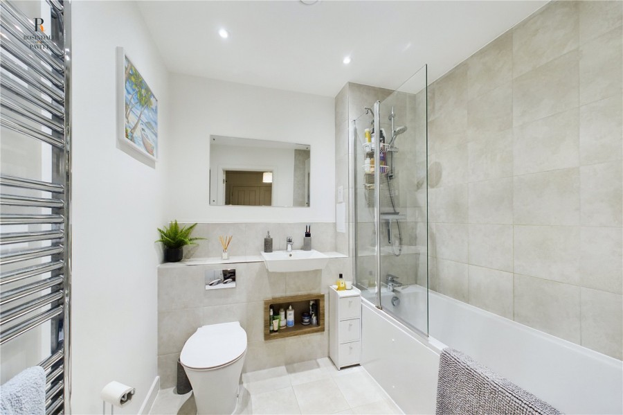 Images for Hackbridge, Wallington EAID:511770098 BID:WLL