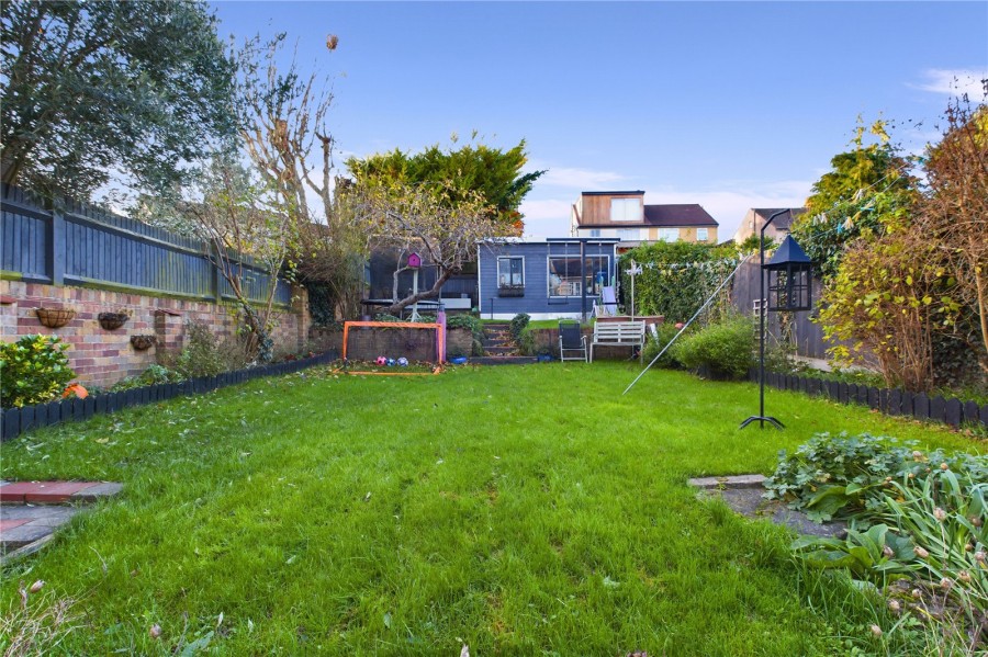 Images for Carshalton Beeches EAID:511770098 BID:WLL