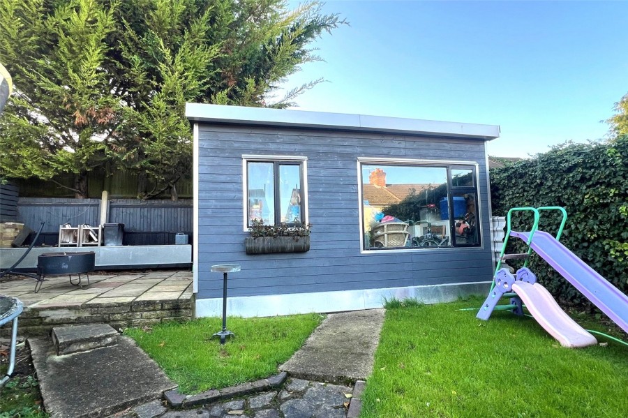 Images for Carshalton Beeches EAID:511770098 BID:WLL
