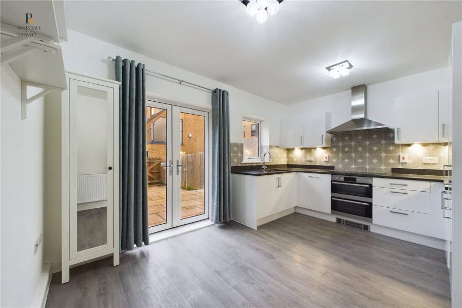Images for Hackbridge, Wallington EAID:511770098 BID:WLL