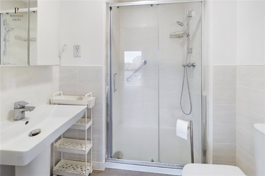 Images for Hackbridge, Wallington EAID:511770098 BID:WLL