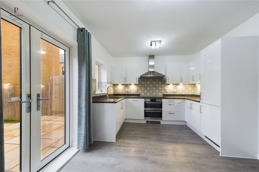 Images for Hackbridge, Wallington EAID:511770098 BID:WLL