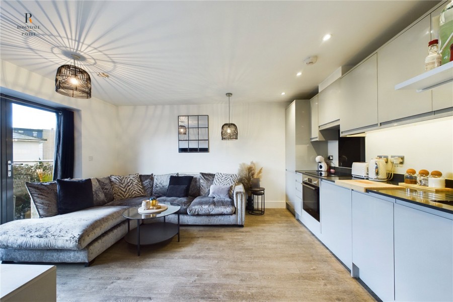 Images for Hackbridge, Mitcham/ Hackbridge EAID:511770098 BID:WLL