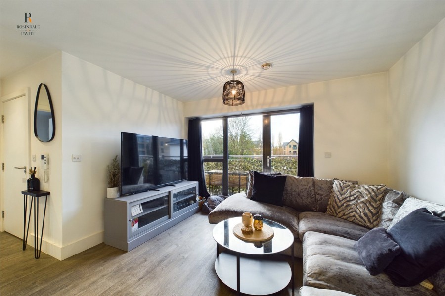 Images for Hackbridge, Mitcham/ Hackbridge EAID:511770098 BID:WLL