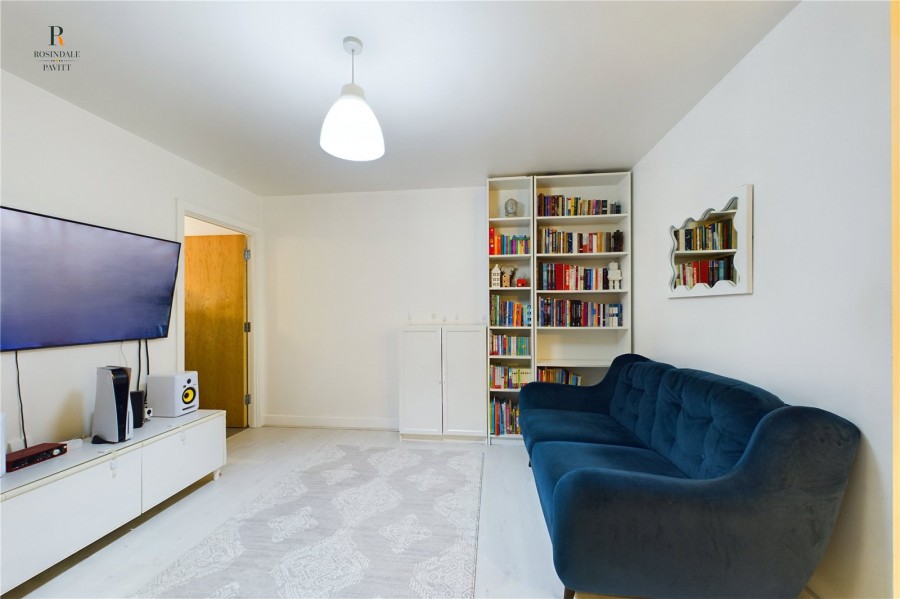 Images for Mitcham EAID:511770098 BID:WLL