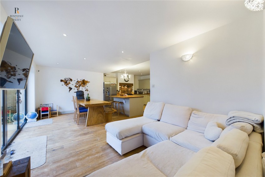 Images for Carshalton EAID:511770098 BID:WLL