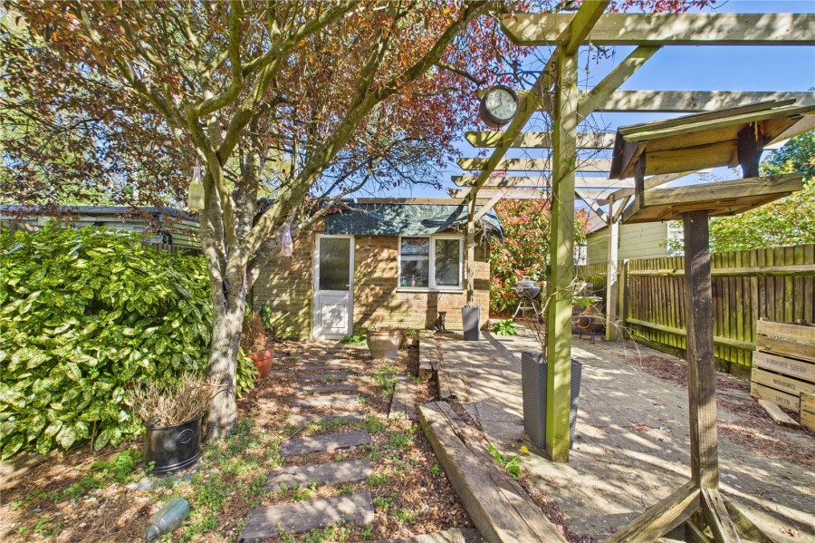 Images for Carshalton On The Hill EAID:511770098 BID:WLL