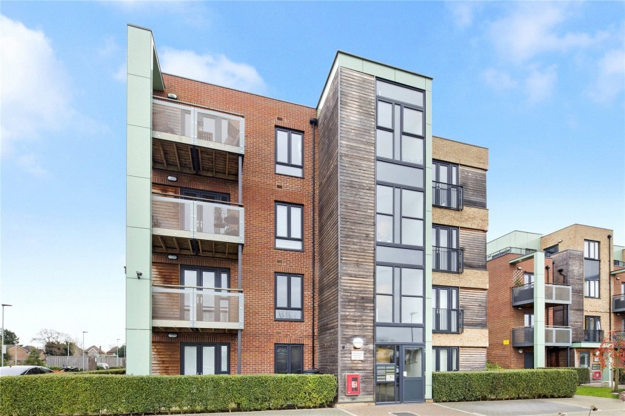 Images for Aventine Avenue, Mitcham EAID:511770098 BID:WLL