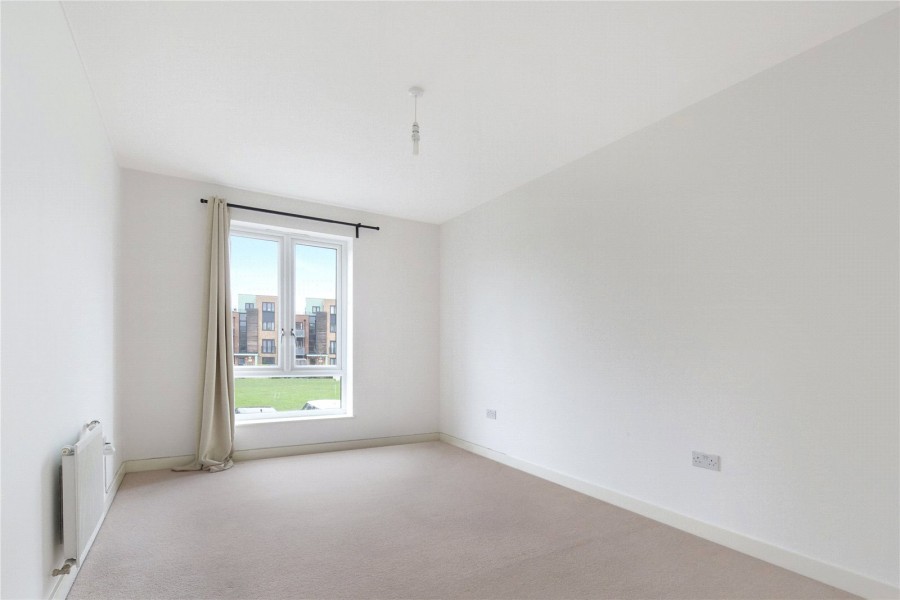 Images for Aventine Avenue, Mitcham EAID:511770098 BID:WLL