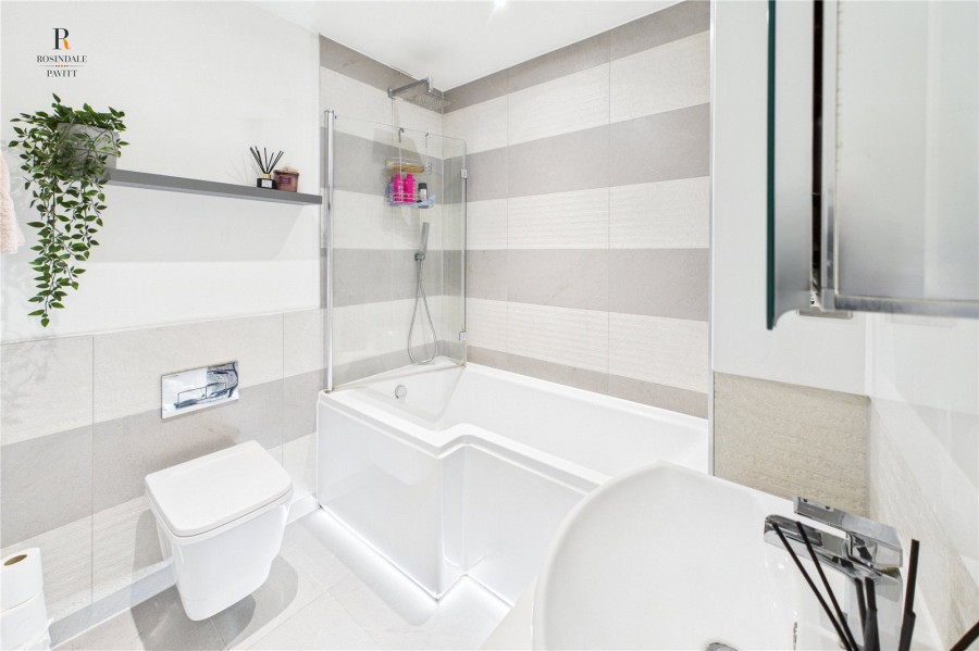 Images for Coulsdon EAID:511770098 BID:WLL