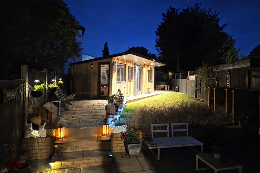 Images for Beddington EAID:511770098 BID:WLL