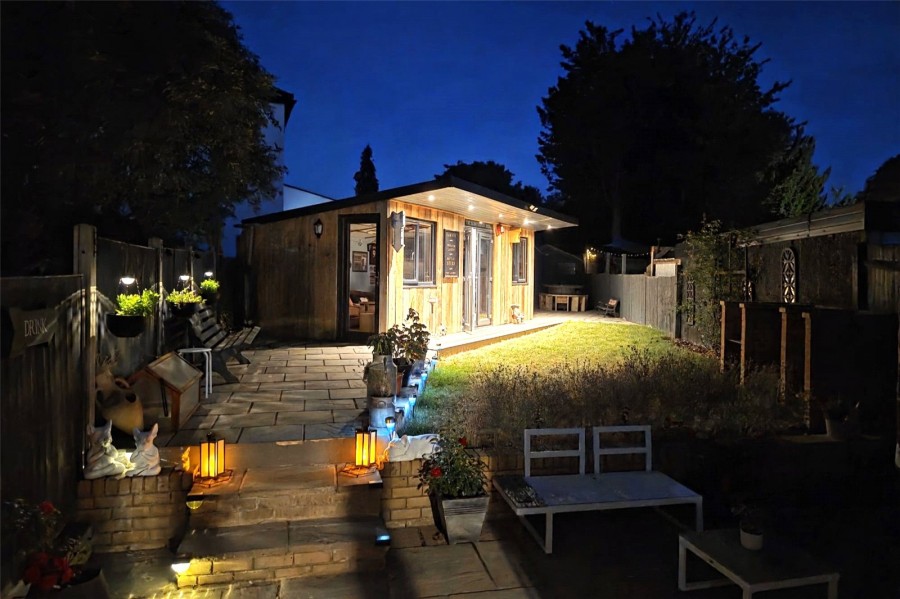 Images for Beddington EAID:511770098 BID:WLL