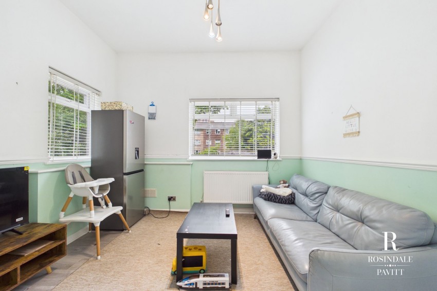 Images for Cedar Road, Sutton, SM2 EAID:434814747 BID:aff39acb-7ffa-433a-9c3e-047d5e64e2ac
