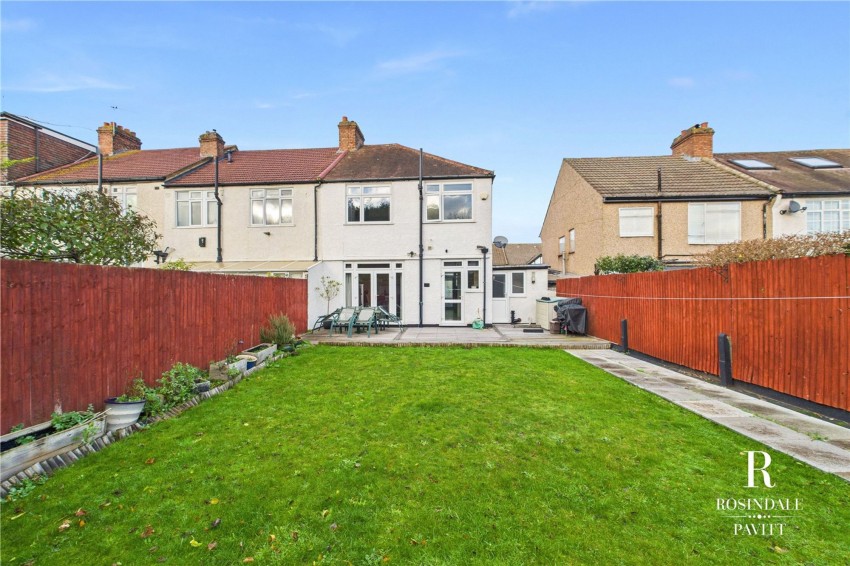 Images for West Avenue, Wallington, SM6 EAID:434814747 BID:aff39acb-7ffa-433a-9c3e-047d5e64e2ac