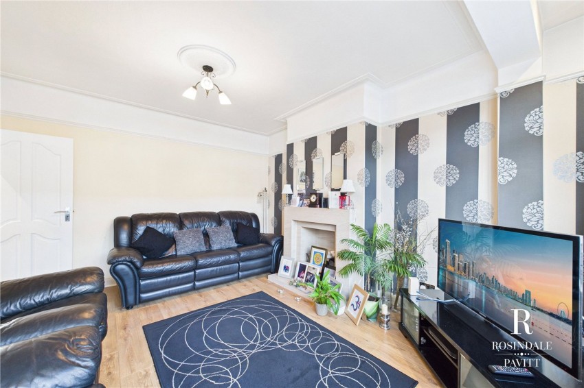 Images for West Avenue, Wallington, SM6 EAID:434814747 BID:aff39acb-7ffa-433a-9c3e-047d5e64e2ac