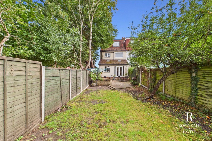 Images for Cowper Gardens, Wallington, SM6 EAID:434814747 BID:aff39acb-7ffa-433a-9c3e-047d5e64e2ac