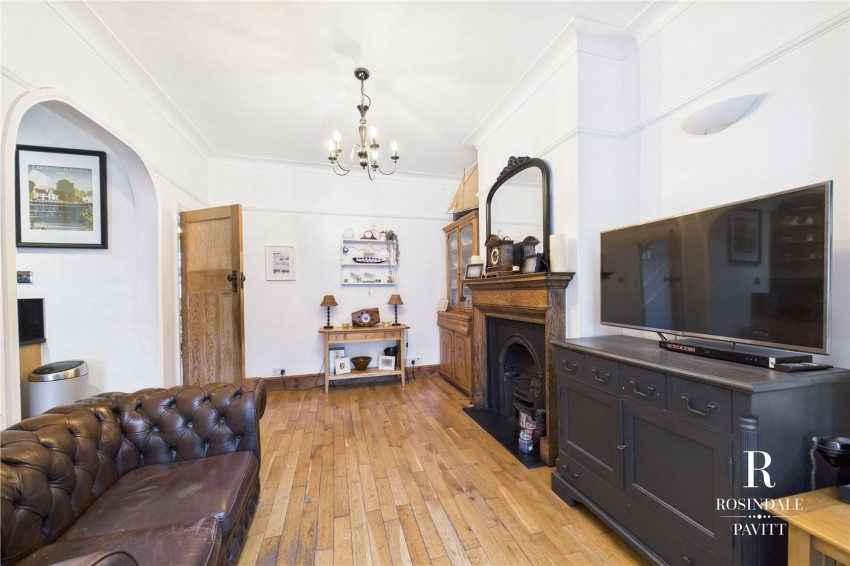 Images for Cowper Gardens, Wallington, SM6 EAID:434814747 BID:aff39acb-7ffa-433a-9c3e-047d5e64e2ac