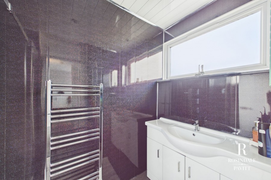 Images for Brabazon Avenue, Wallington, SM6 EAID:434814747 BID:aff39acb-7ffa-433a-9c3e-047d5e64e2ac