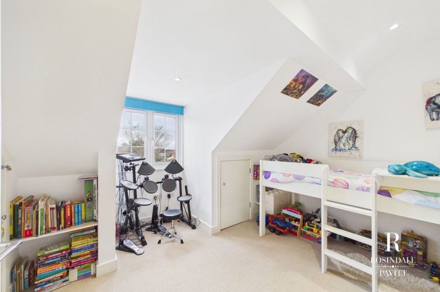 Images for Diamond Jubilee Way, Carshalton, SM5 EAID:434814747 BID:aff39acb-7ffa-433a-9c3e-047d5e64e2ac