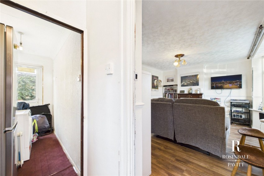 Images for Winchcombe Road, Carshalton, SM5 EAID:434814747 BID:aff39acb-7ffa-433a-9c3e-047d5e64e2ac