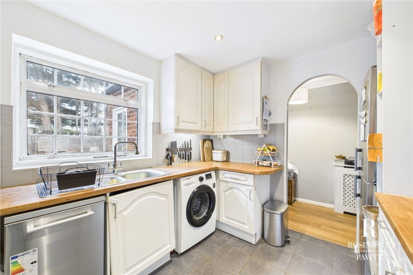 Images for Garratt Close, Croydon, CR0 EAID:434814747 BID:aff39acb-7ffa-433a-9c3e-047d5e64e2ac