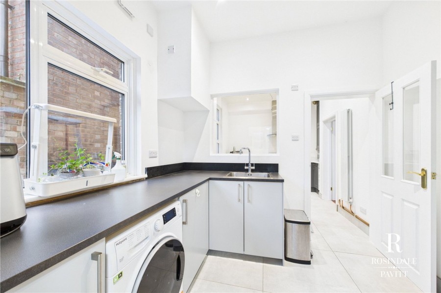 Images for Blenheim Gardens, Wallington, SM6 EAID:434814747 BID:aff39acb-7ffa-433a-9c3e-047d5e64e2ac