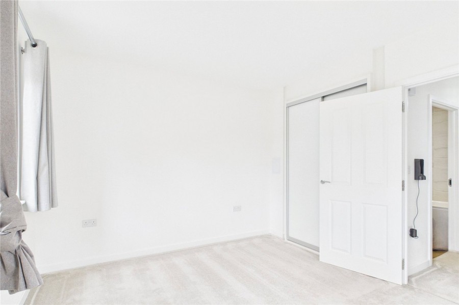 Images for Hackbridge Road, Wallington, SM6 EAID:434814747 BID:aff39acb-7ffa-433a-9c3e-047d5e64e2ac