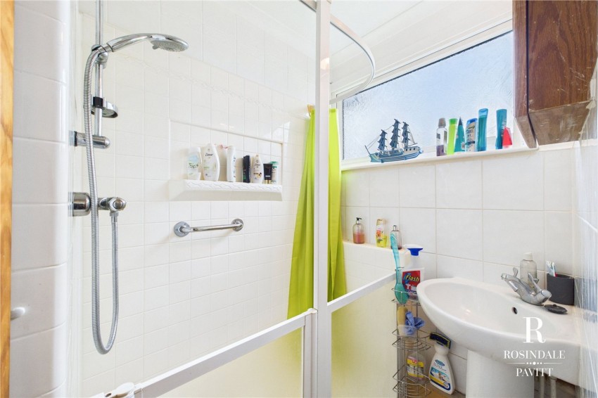 Images for Brabazon Avenue, Wallington, SM6 EAID:434814747 BID:aff39acb-7ffa-433a-9c3e-047d5e64e2ac