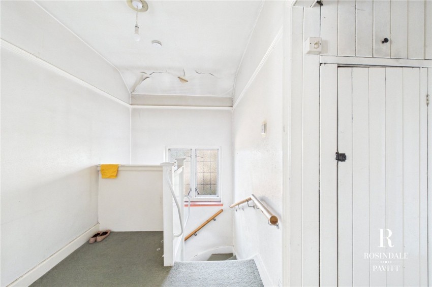 Images for Woodcote Road, Purley, CR8 EAID:434814747 BID:aff39acb-7ffa-433a-9c3e-047d5e64e2ac